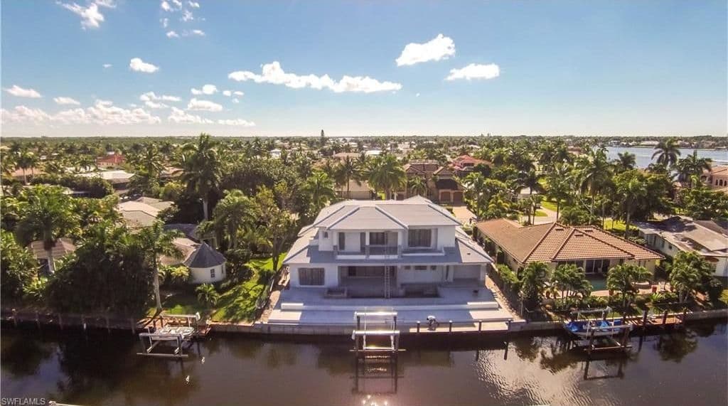 Plan 31835DN: Bold Florida House Plan With Video - Image #13 - Contemporary, Florida-Style