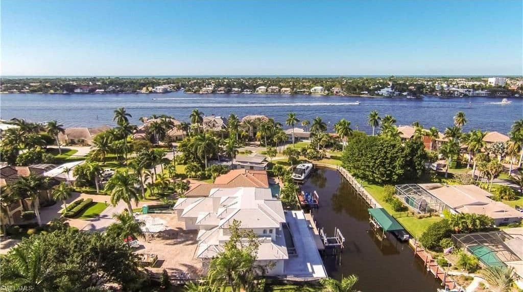 Plan 31835DN: Bold Florida House Plan With Video - Image #15 - Contemporary, Florida-Style