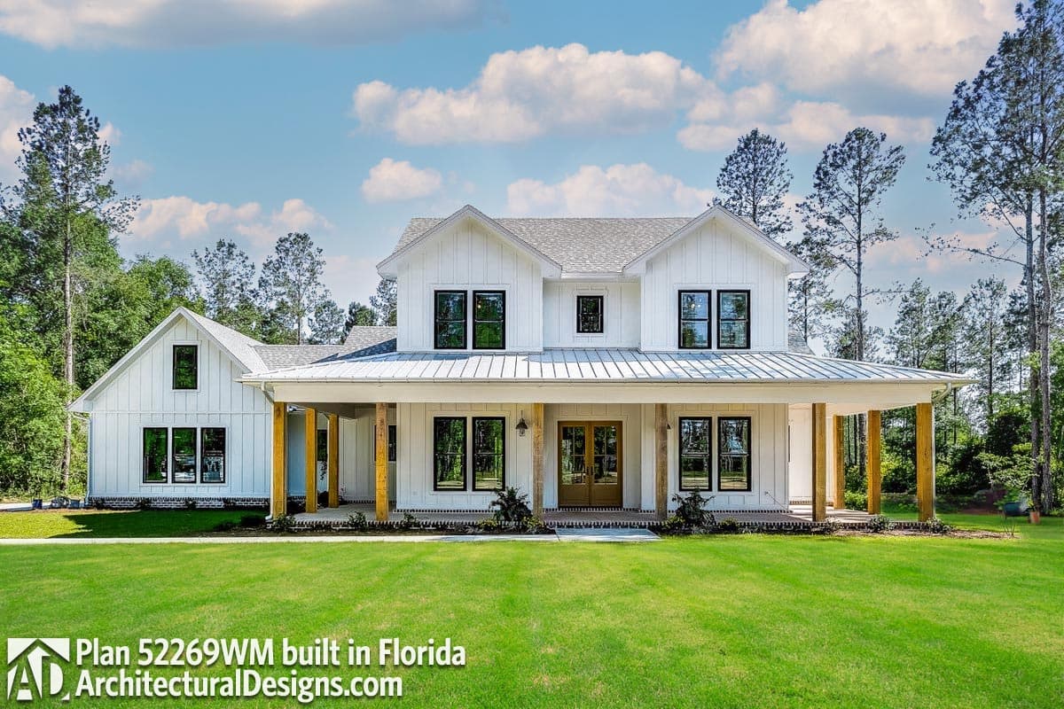 build gallery item - Farmhouse Plan 52269WM Comes to Life in Florida