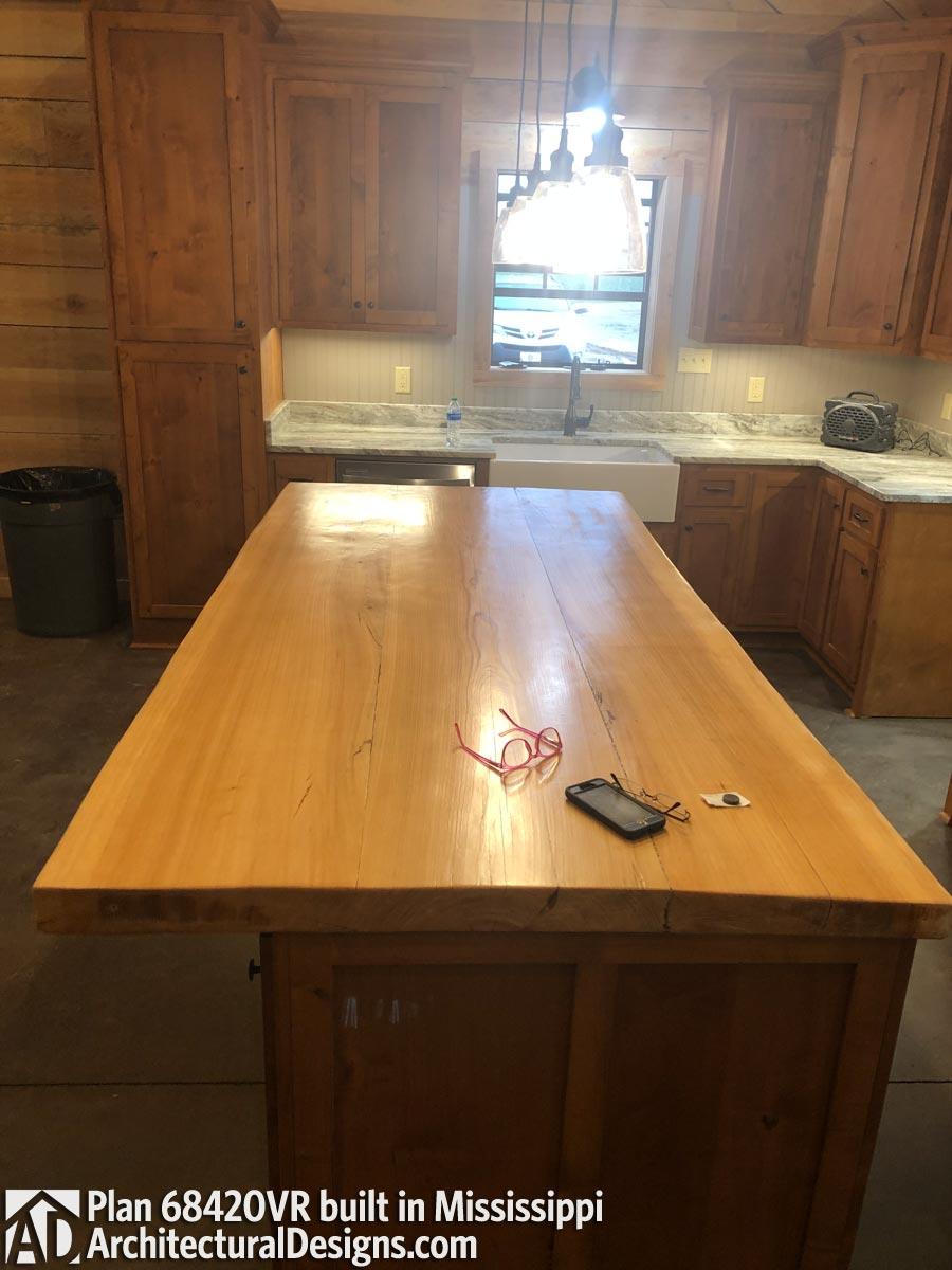 Customer Photo id:  456893