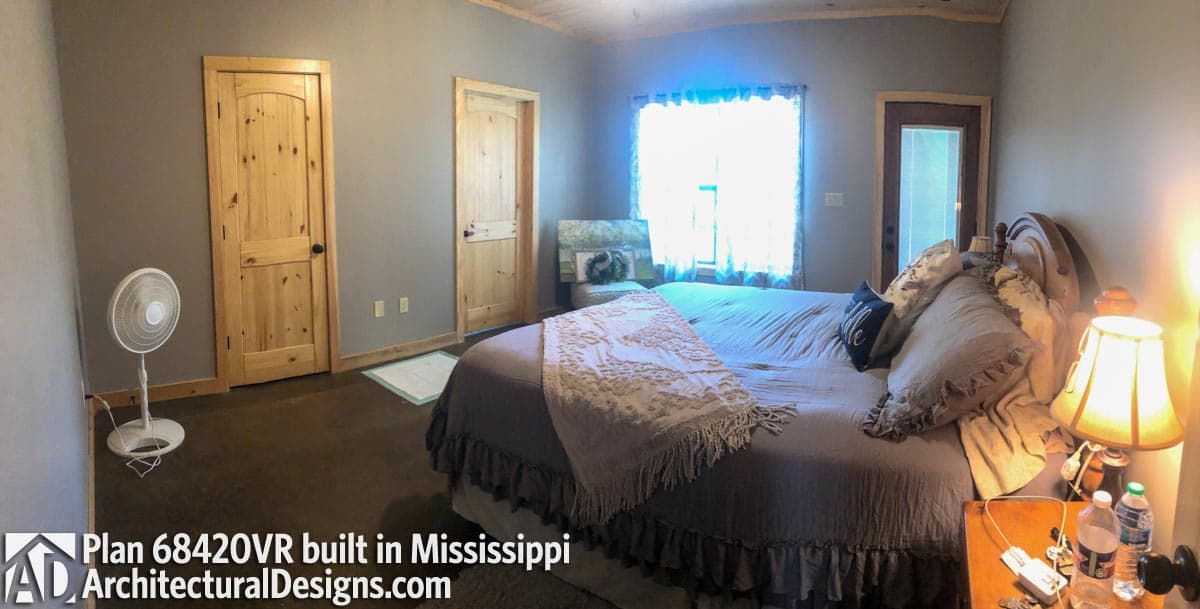Customer Photo id:  456889