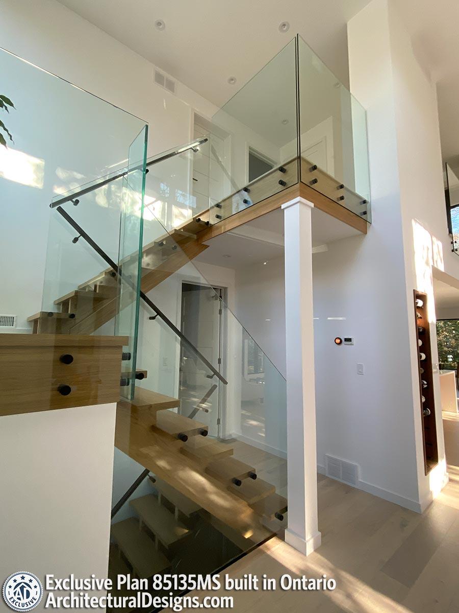 Client Photo id:  352864