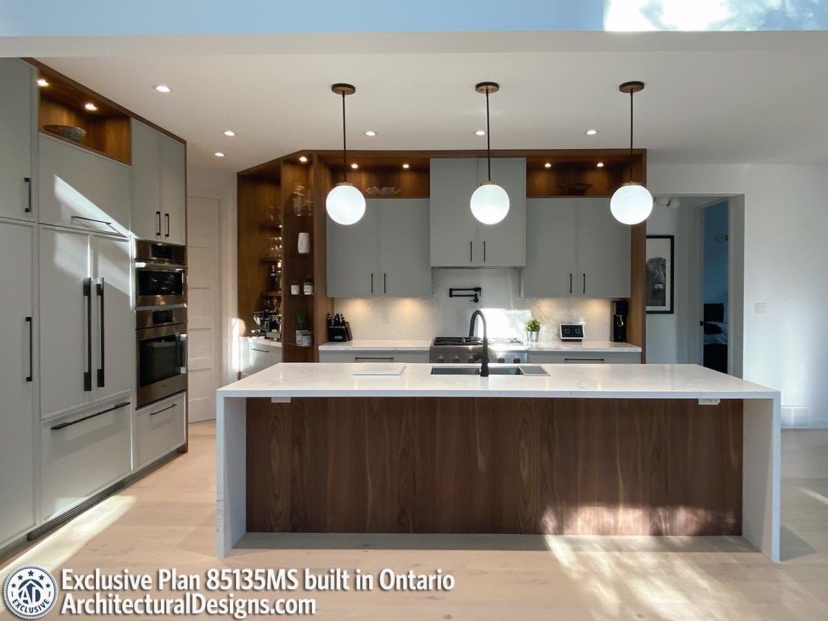 Client Photo id:  352860