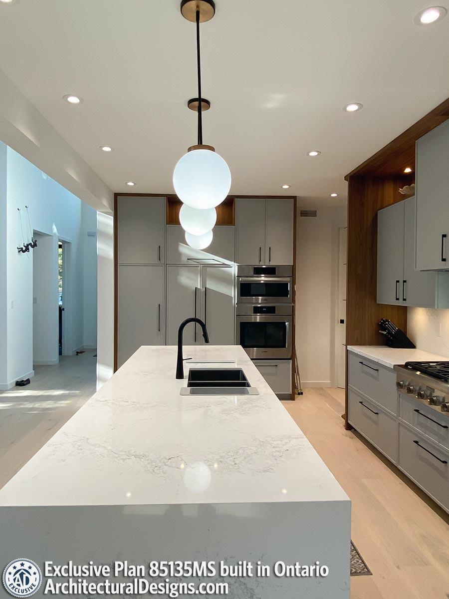 Client Photo id:  352858