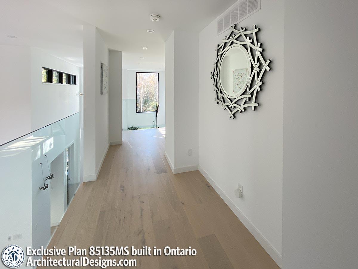 Client Photo id:  352855