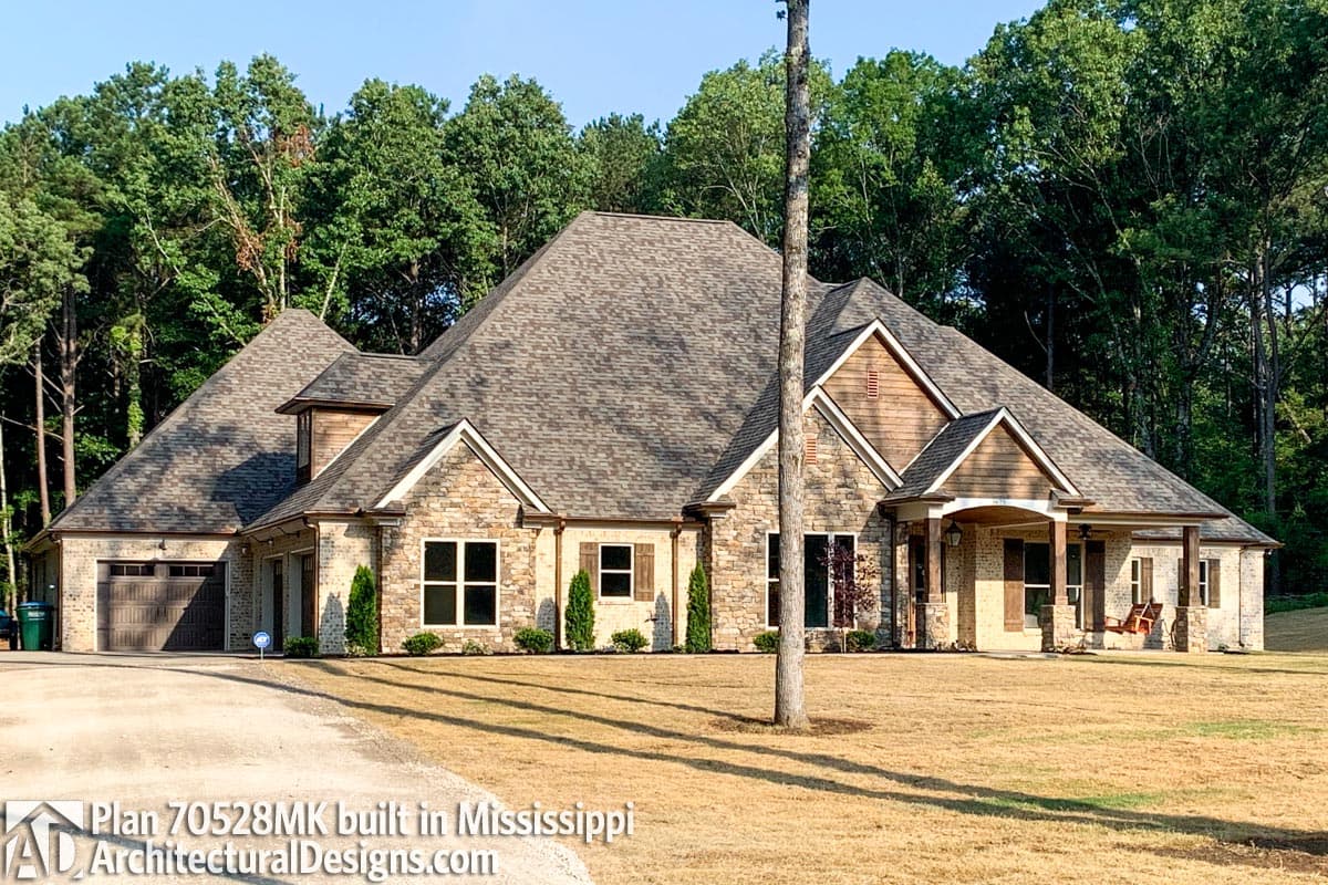 build gallery item - House Plan 70528MK comes to life in Mississippi