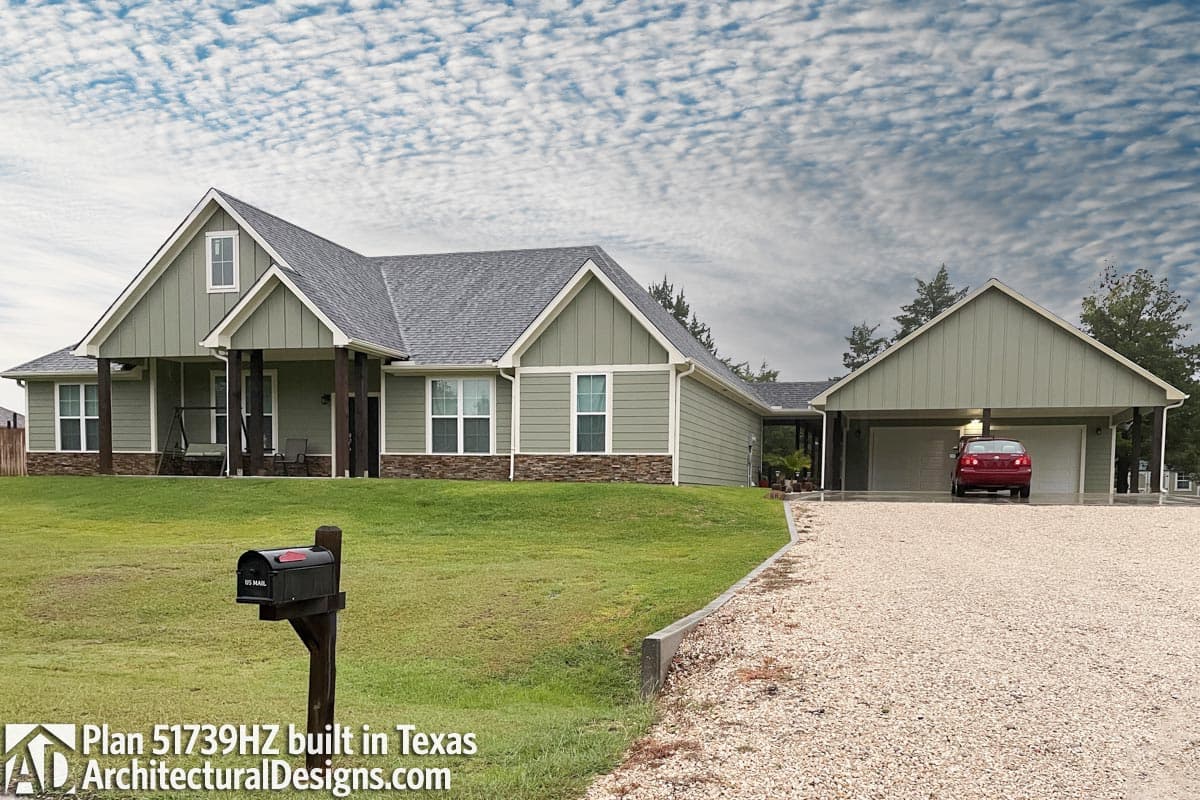 build gallery item - House Plan 51739HZ comes to life in Texas