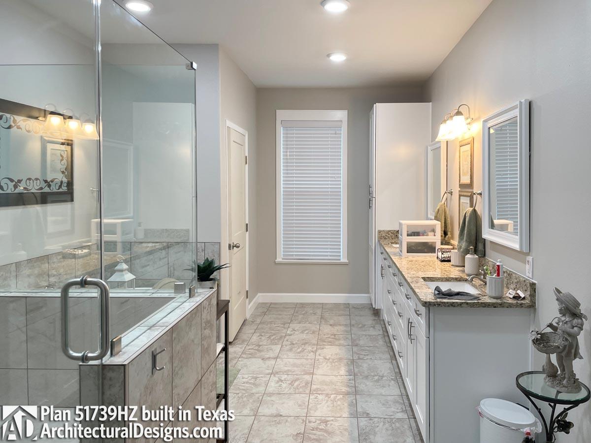 Client Photo id:  410056