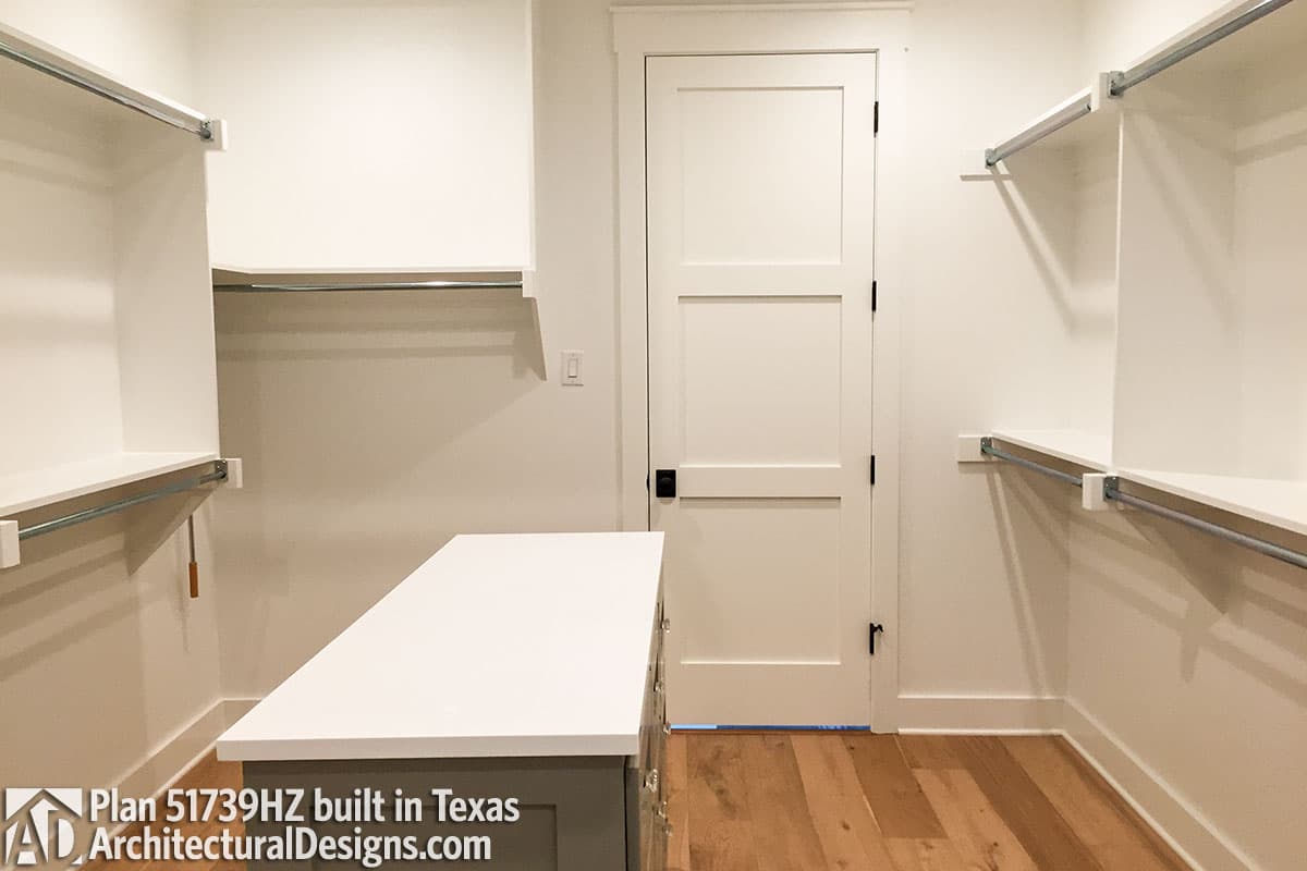 Client Photo id:  290800