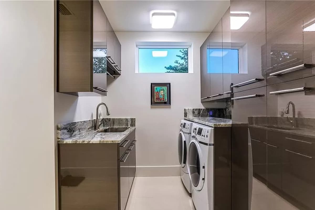 Plan 31846DN: Modern House Plan with Upstairs Lounge and Balcony - 2583 Sq Ft - Image #16 - Contemporary, Mid Century Modern, Modern