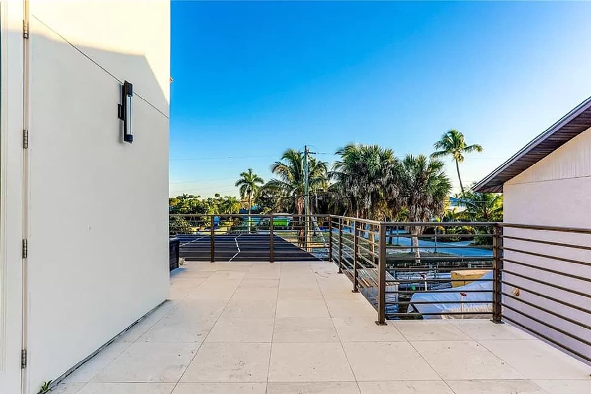 Plan 31846DN: Modern House Plan with Upstairs Lounge and Balcony - 2583 Sq Ft - Image #24 - Contemporary, Mid Century Modern, Modern