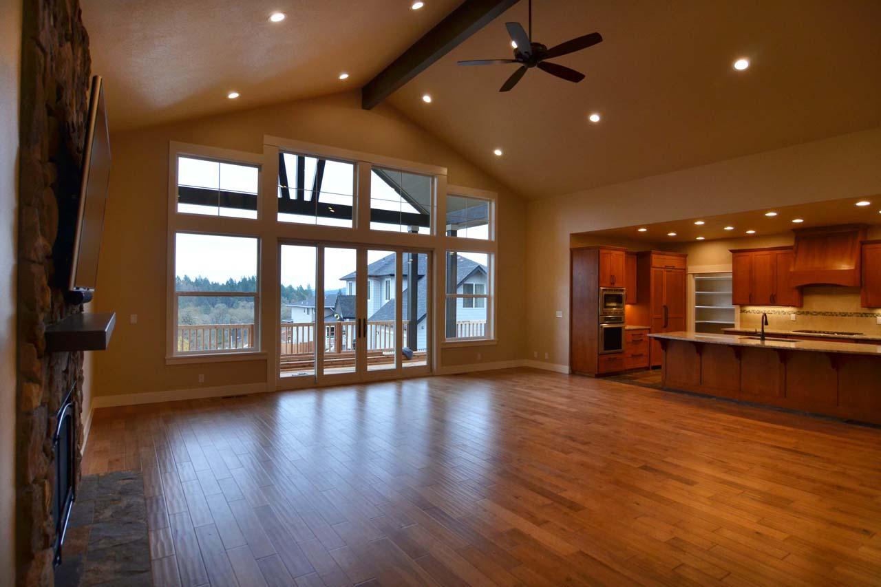 Plan 72846DA: Eye-Catching Craftsman with Vaulted Great Room