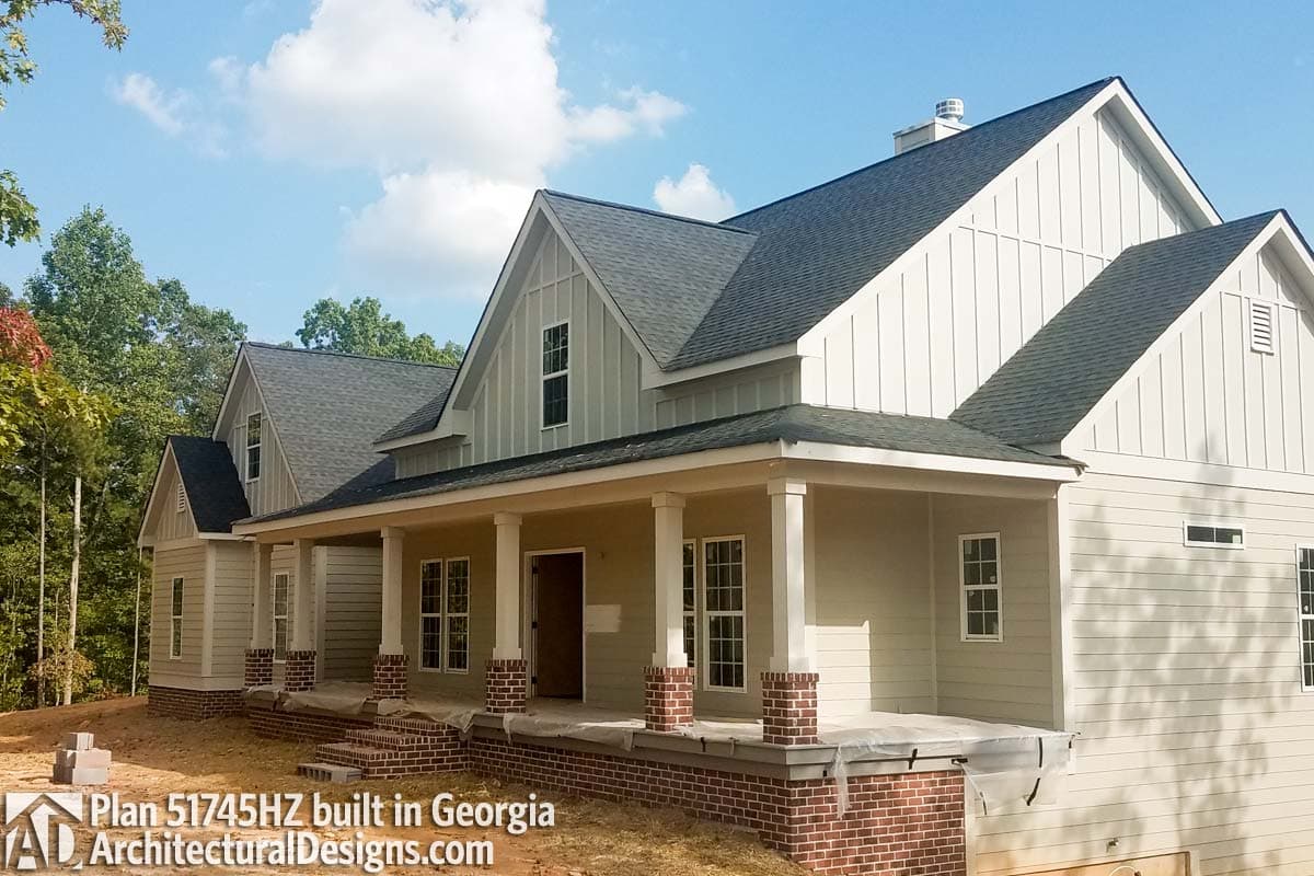 Plan 51745HZ: Country House Plan with Flex Space and Bonus Room - 2469 Sq Ft - Image #13 - Country, Farmhouse, Traditional
