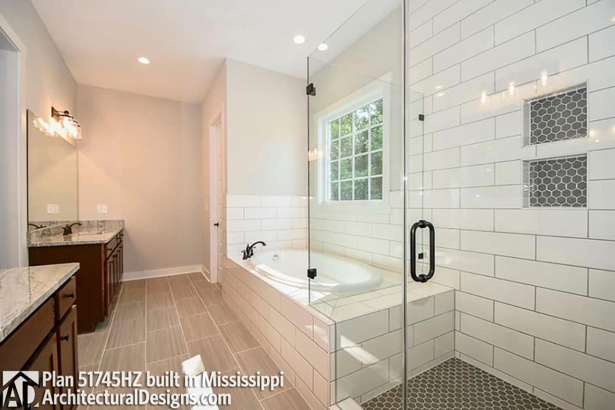 Client Photo id:  336705