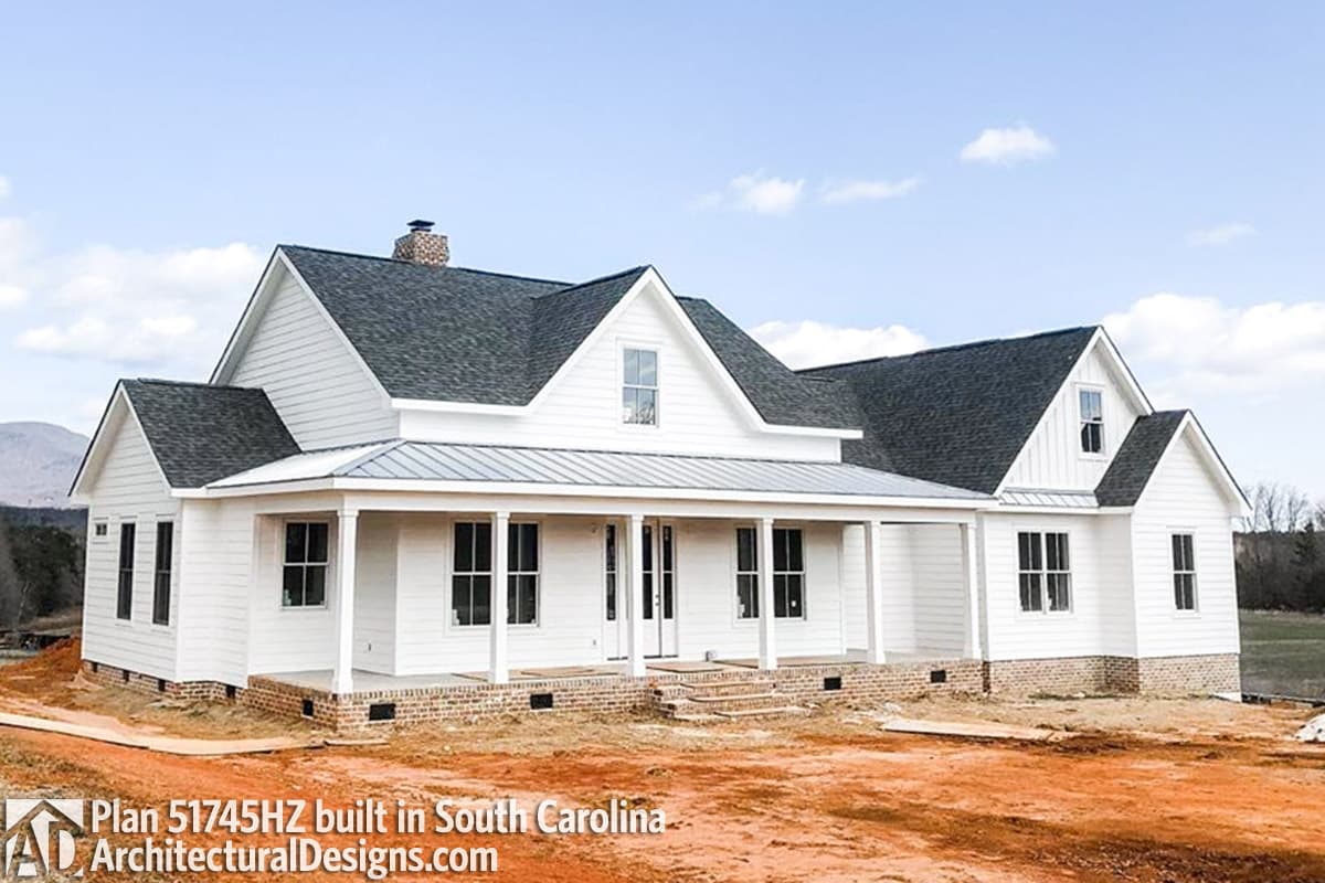 Plan 51745HZ: Country House Plan with Flex Space and Bonus Room - 2469 Sq Ft - Image #16 - Country, Farmhouse, Traditional