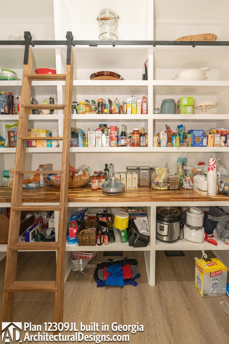 Client Photo id:  381445