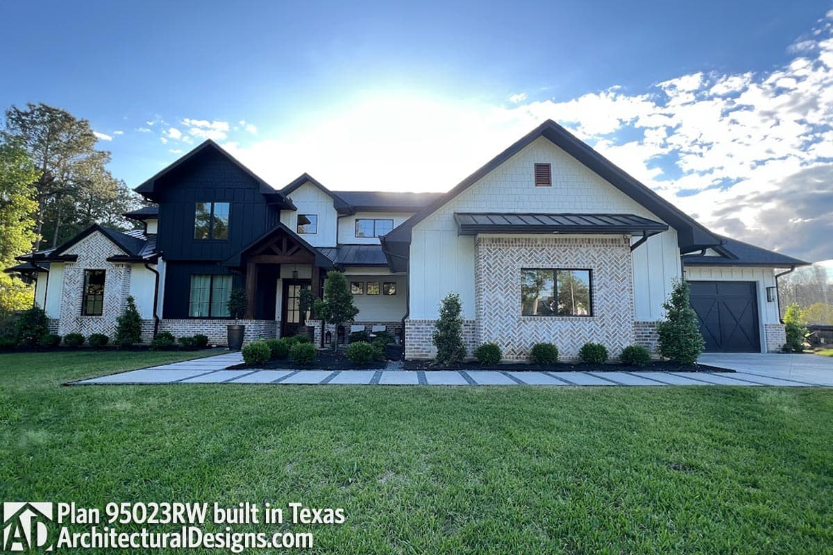 Plan 95023RW: Traditional House Plan with Craftsman Touches - 3897 Sq Ft - Image #5 - Craftsman, New American, Northwest, Rustic, Traditional