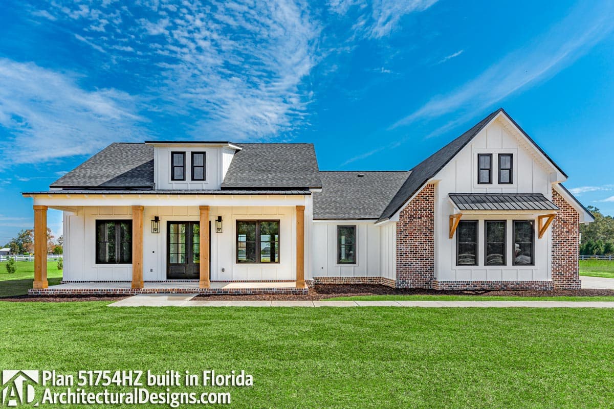 build gallery item - Modern Farmhouse Plan 51754HZ Comes to Life in Florida