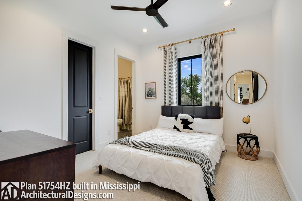 Client Photo id:  281795