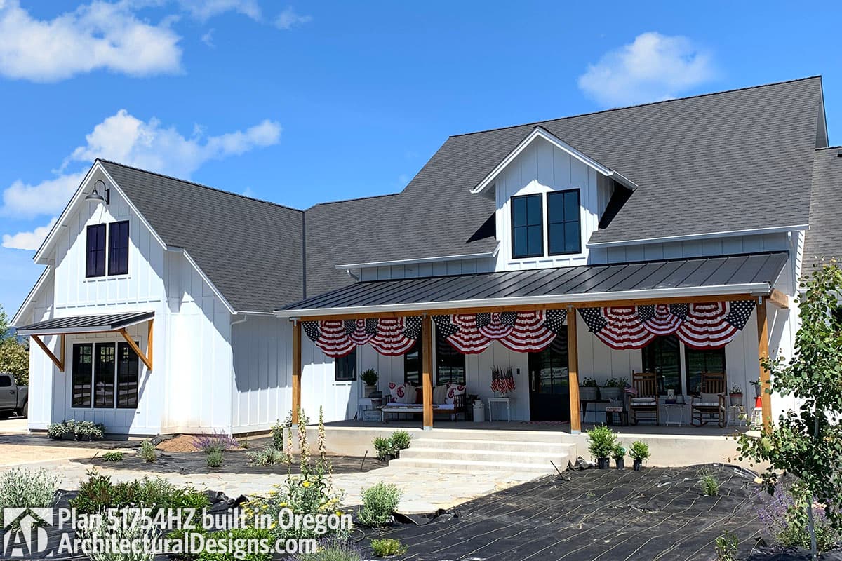 Plan 51754HZ: Modern Farmhouse Plan with Bonus Room - 2686 Sq Ft - Image #42 - Country, Farmhouse, Modern Farmhouse, New American, Traditional