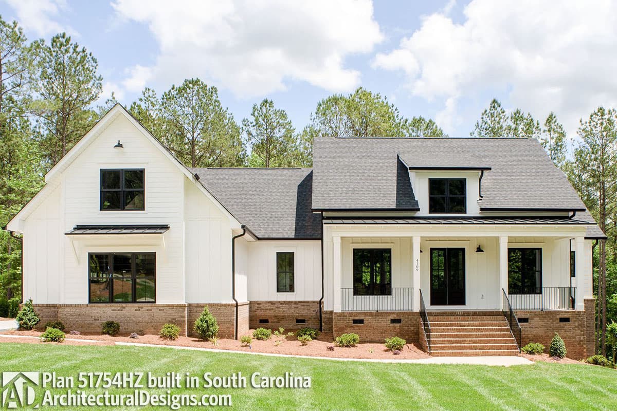 Plan 51754HZ: Modern Farmhouse Plan with Bonus Room - 2686 Sq Ft - Image #23 - Country, Farmhouse, Modern Farmhouse, New American, Traditional