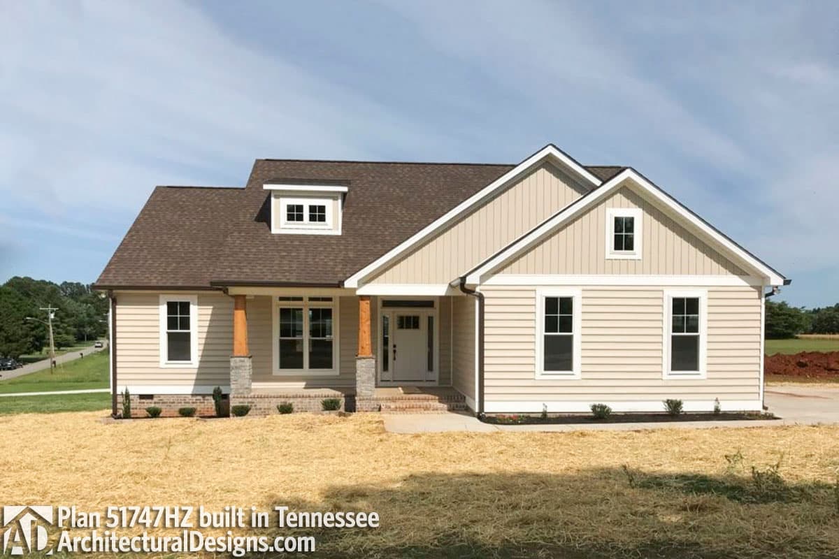 Plan 51747HZ: 3-Bed Craftsman House Plan with Optional Outdoor Kitchen - 1657 Sq Ft - Image #4 - Cottage, Country, Craftsman, Northwest, Southern