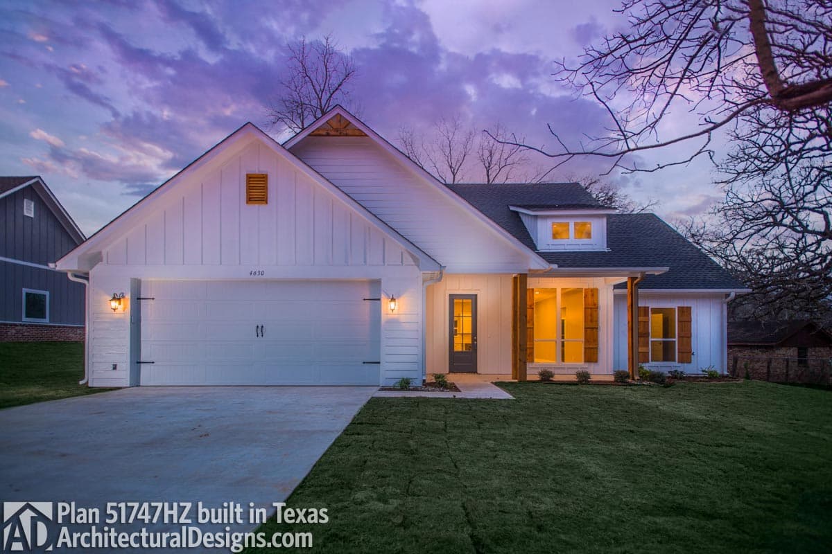 Plan 51747HZ: 3-Bed Craftsman House Plan with Optional Outdoor Kitchen - 1657 Sq Ft - Image #8 - Cottage, Country, Craftsman, Northwest, Southern