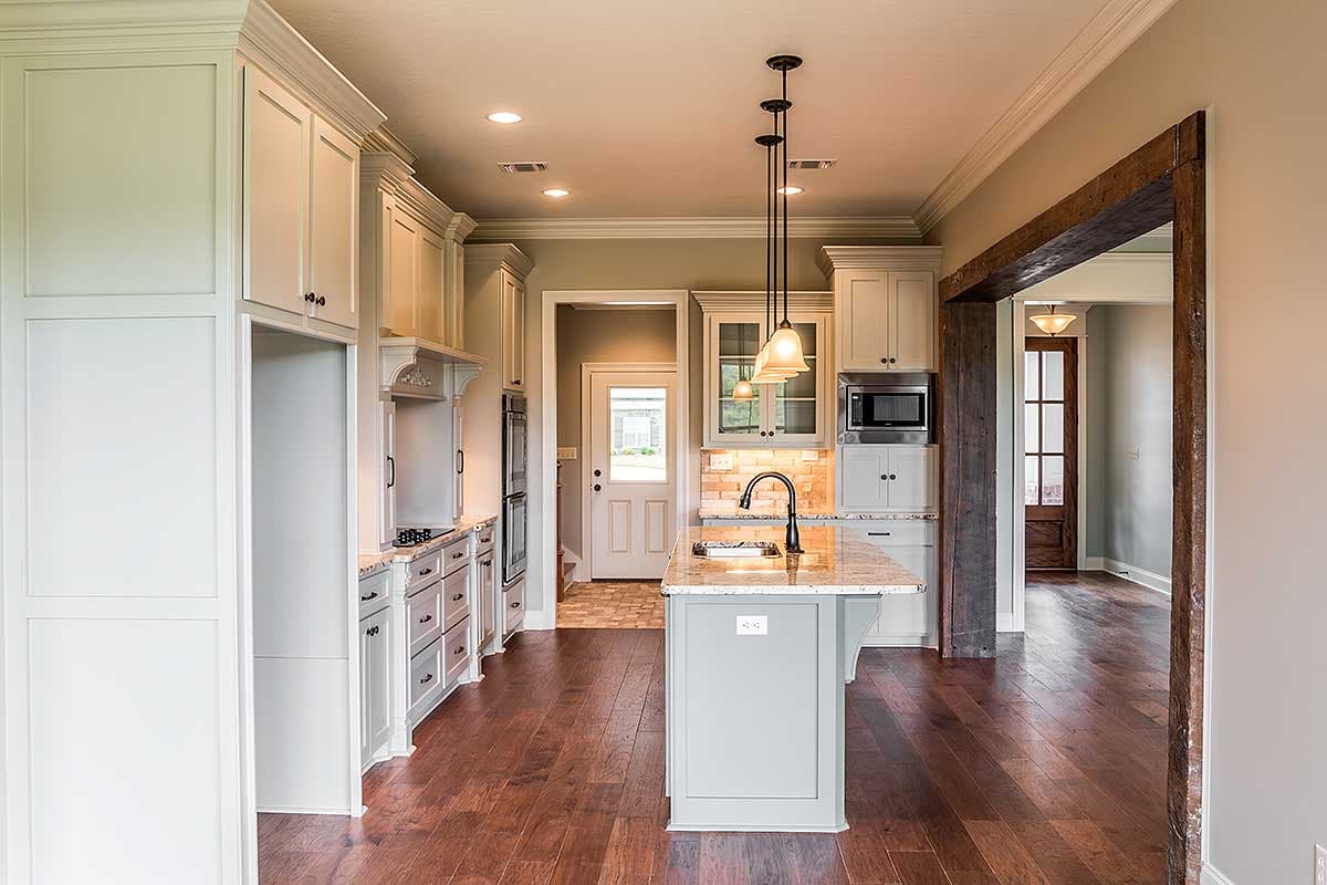 Plan 51750HZ: 4 Bed Craftsman with Open Concept Living Space and Bonus Room - Image #15 - Country, Traditional