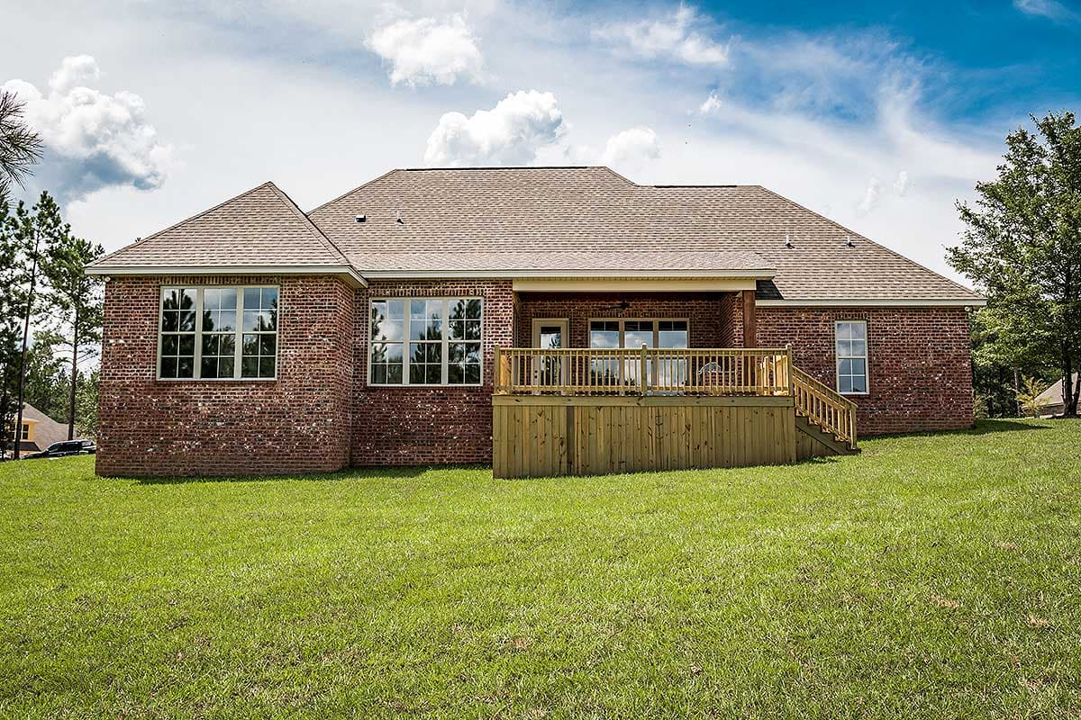 Plan 51750HZ: 4 Bed Craftsman with Open Concept Living Space and Bonus Room - Image #6 - Country, Traditional