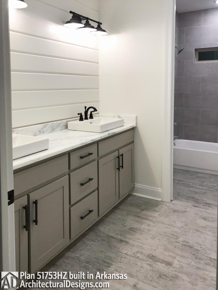 Client Photo id:  286521