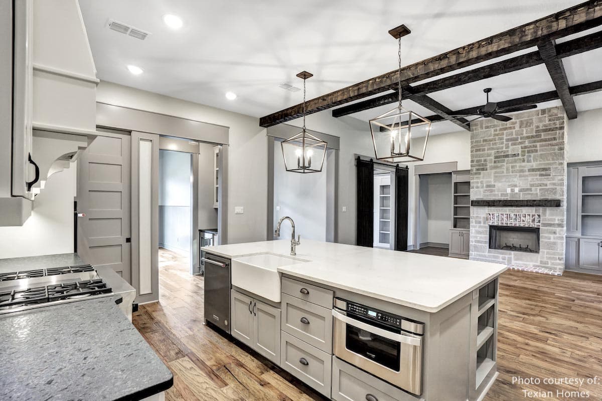 Plan 60699ND: European House Plan with Vaulted Great Room - 2661 Sq Ft - Image #9 - Craftsman, European, Southern