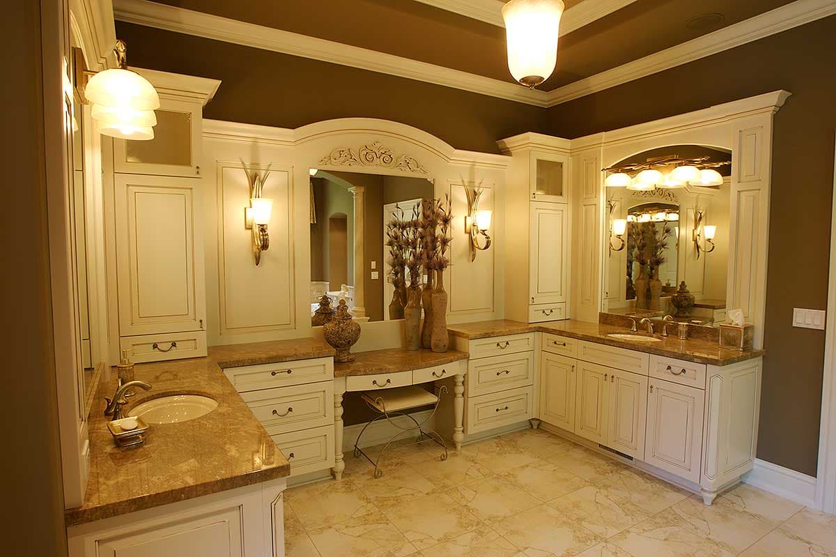 Plan 890000AH: 2-Bed House Plan with Large Sunroom - Image #9 - Ranch, Traditional