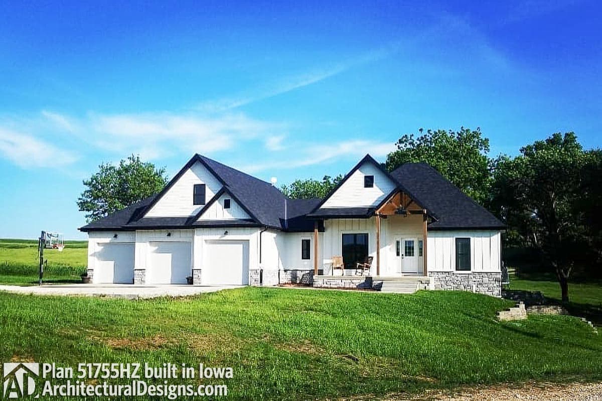 build gallery item - House Plan 51755HZ comes to life in Iowa