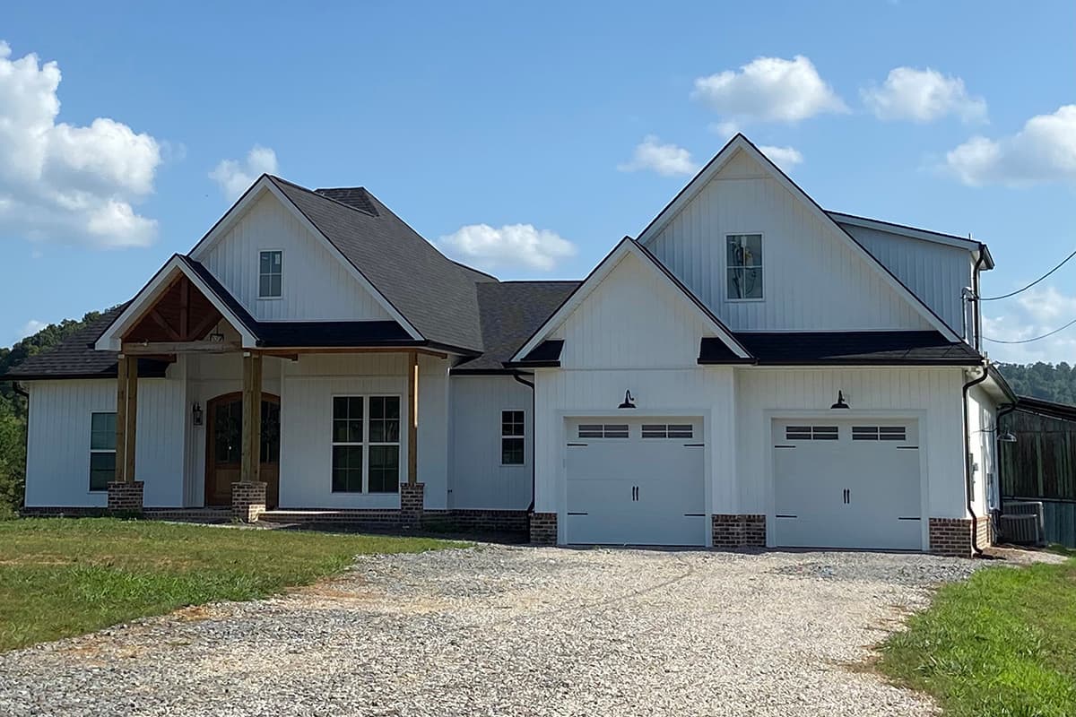 build gallery item - House Plan 51755HZ Comes to Life in Tennessee, in Reverse