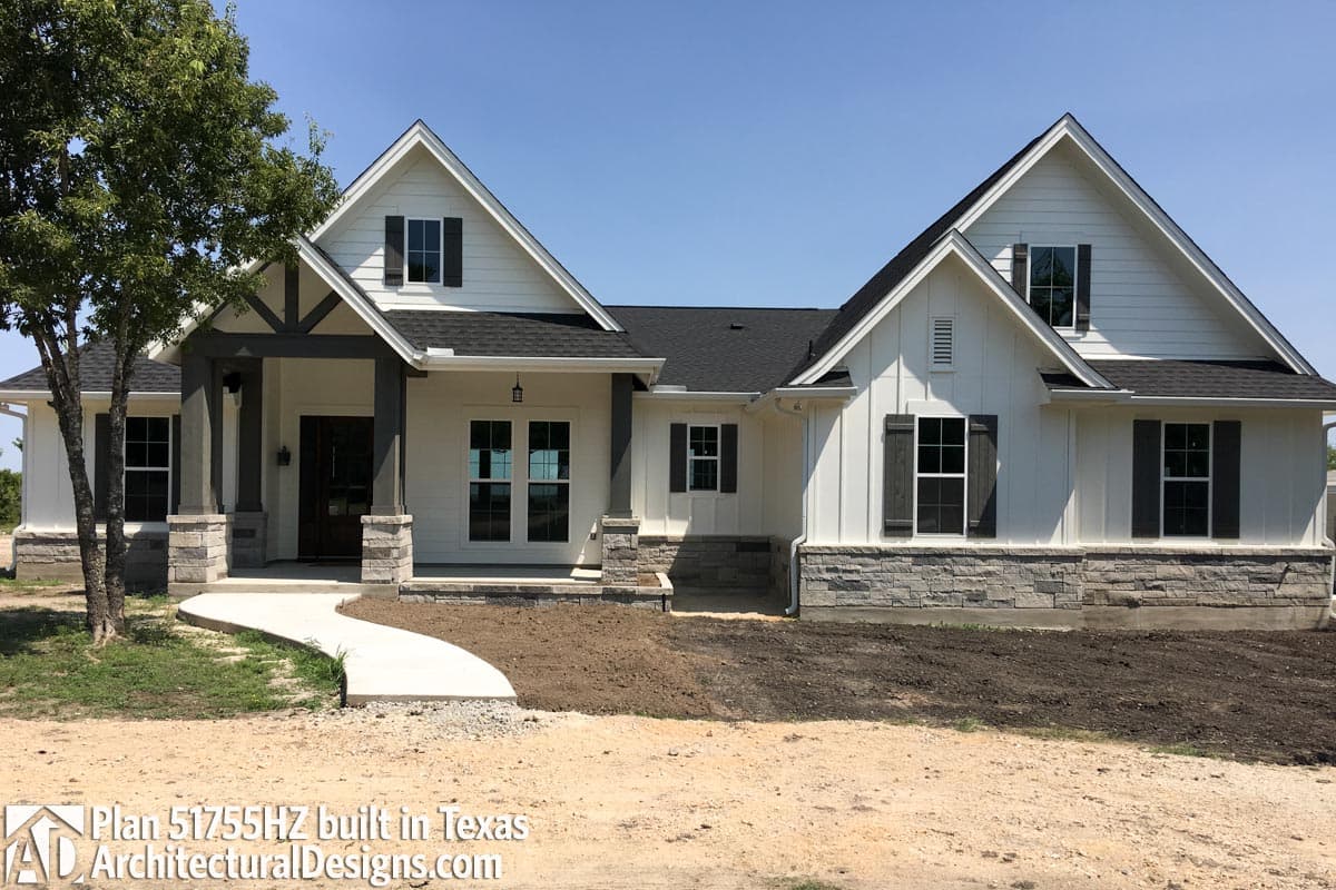 build gallery item - House Plan 51755HZ Comes To Life In Texas