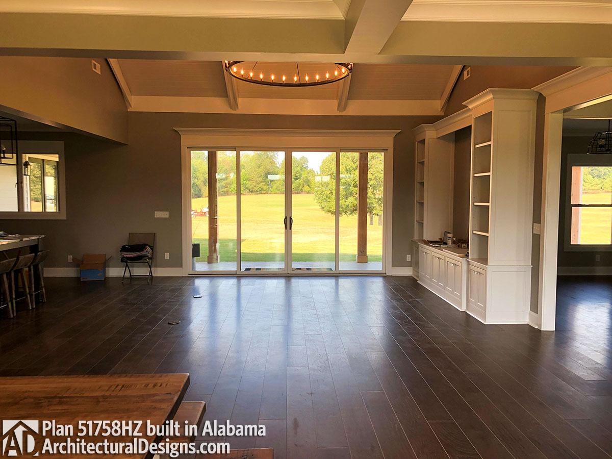 Client Photo id:  324189