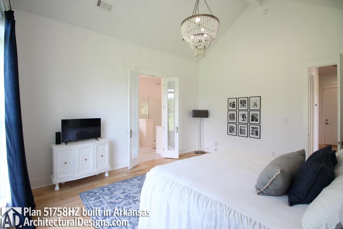 Client Photo id:  341680