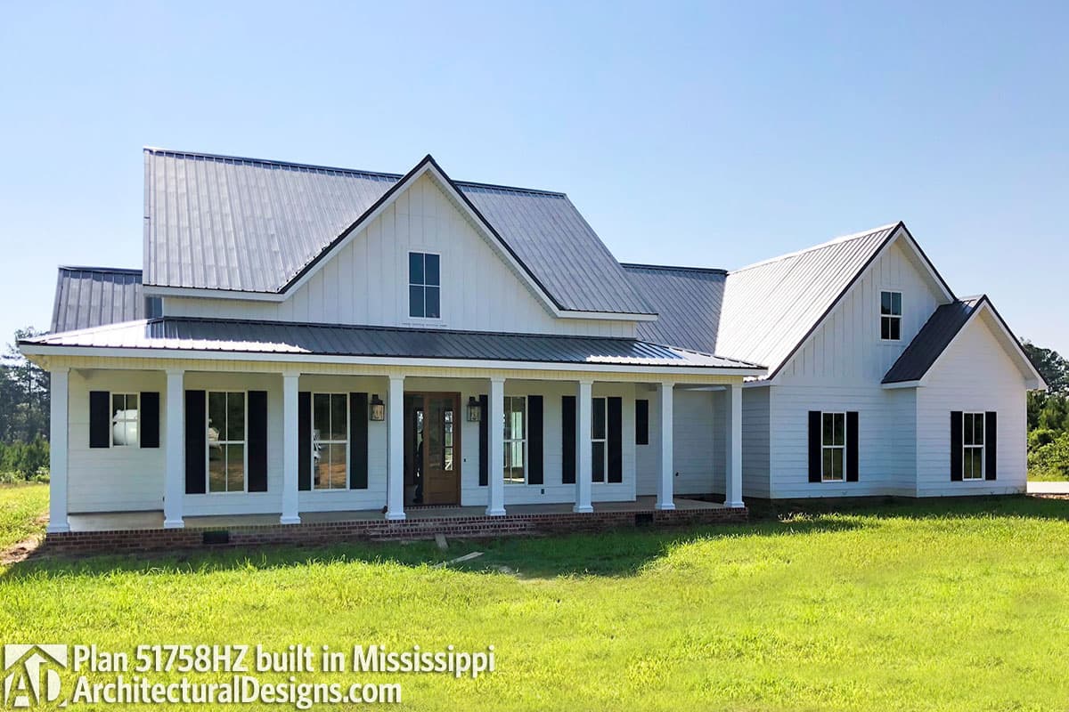 build gallery item - House Plan 51758HZ comes to life in Mississippi 