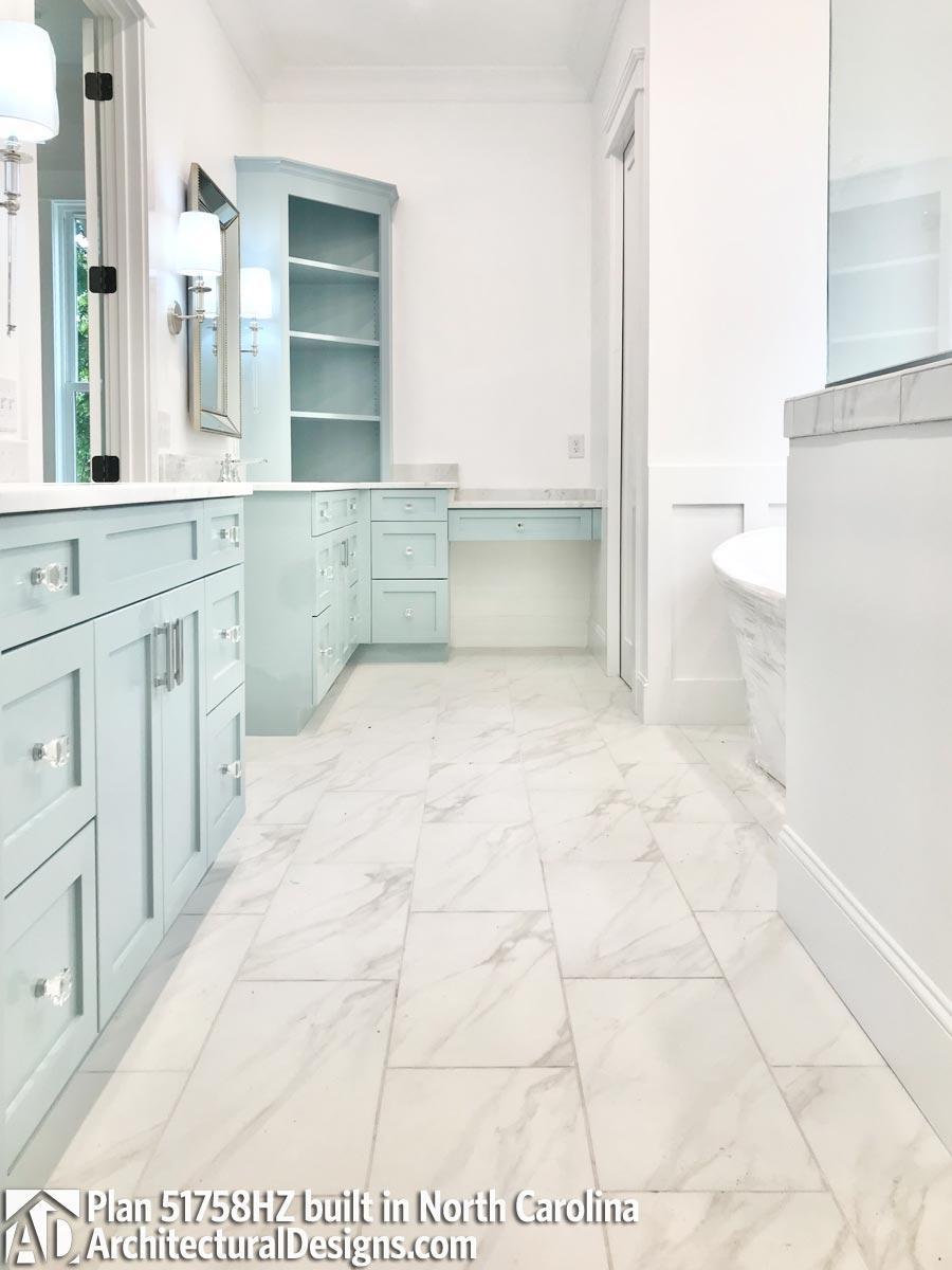 Client Photo id:  402012