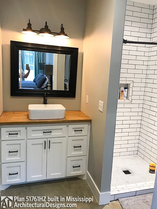 Client Photo id:  244050