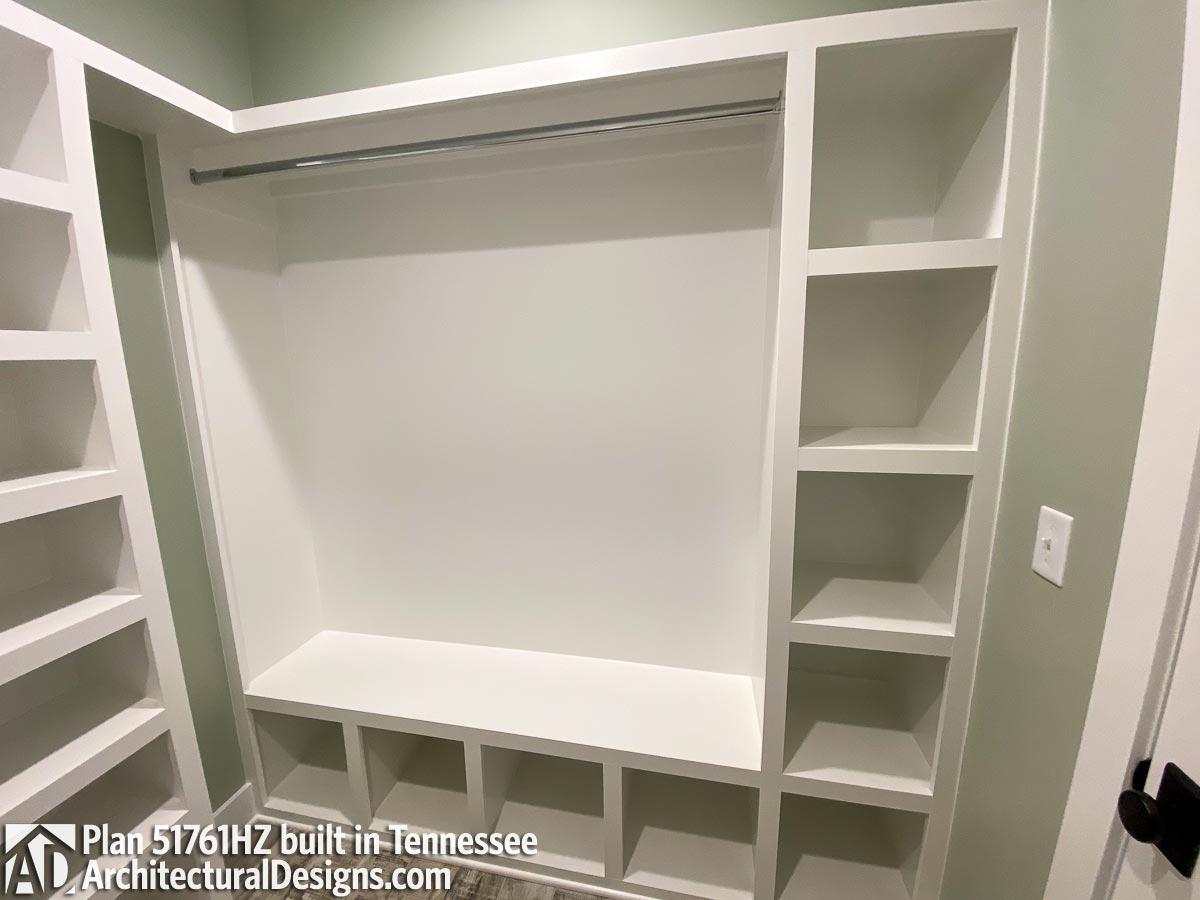 Client Photo id:  339070