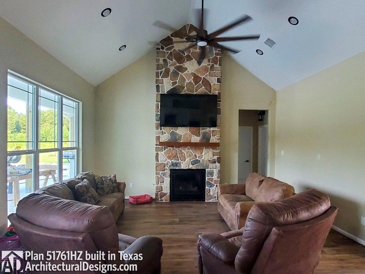 Client Photo id:  368779