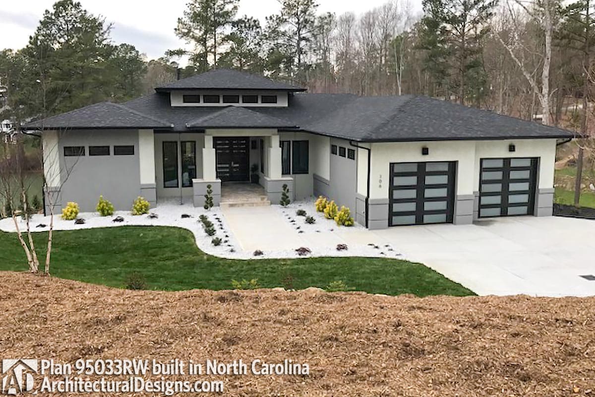 build gallery item - House Plan 95033RW Comes To Life In North Carolina