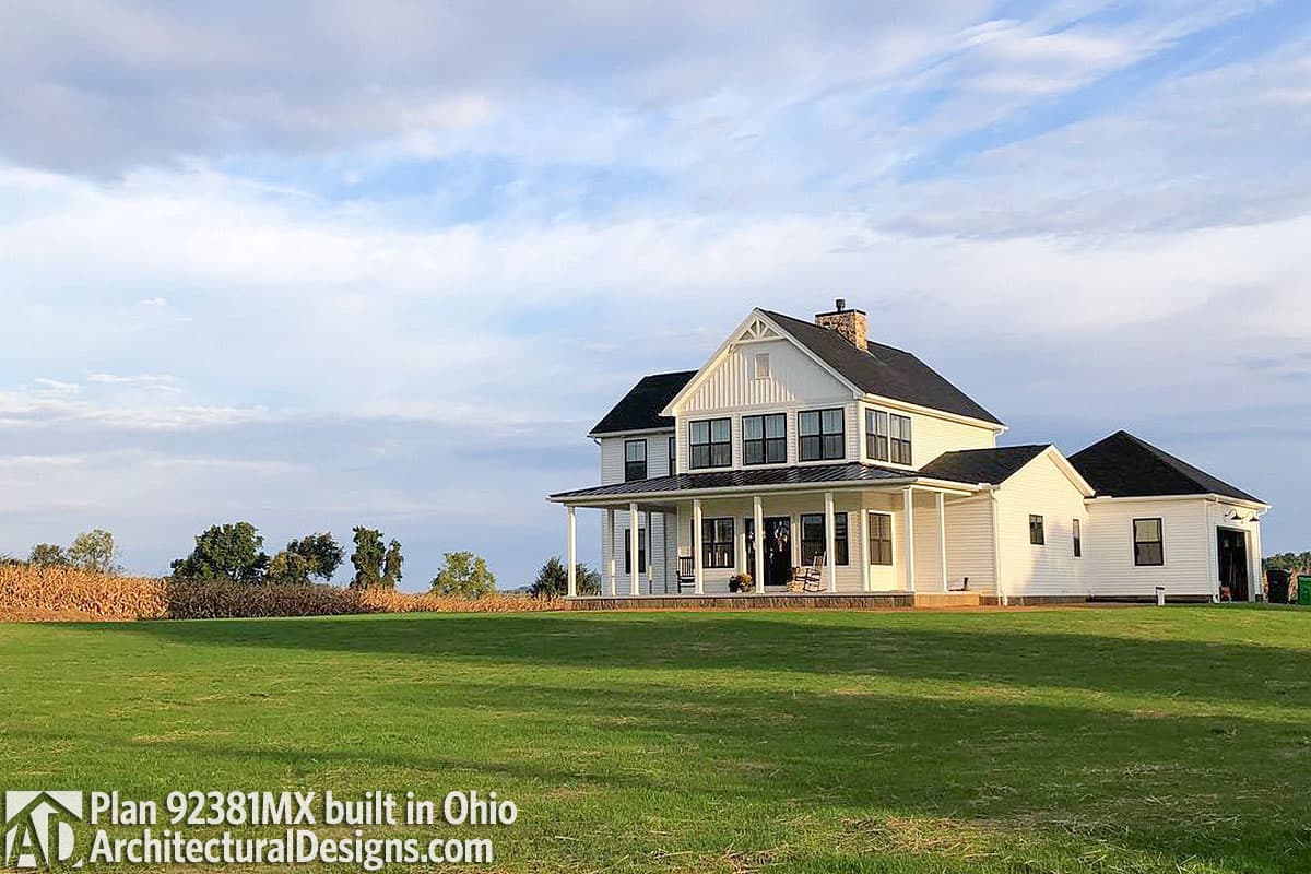 Plan 92381MX: 3-Bed Traditional Farmhouse with Great Room and Wrap-Around-Porch - 2208 Sq Ft - Image #12 - Country, Farmhouse, Modern Farmhouse, Southern, Southern Traditional, Traditional