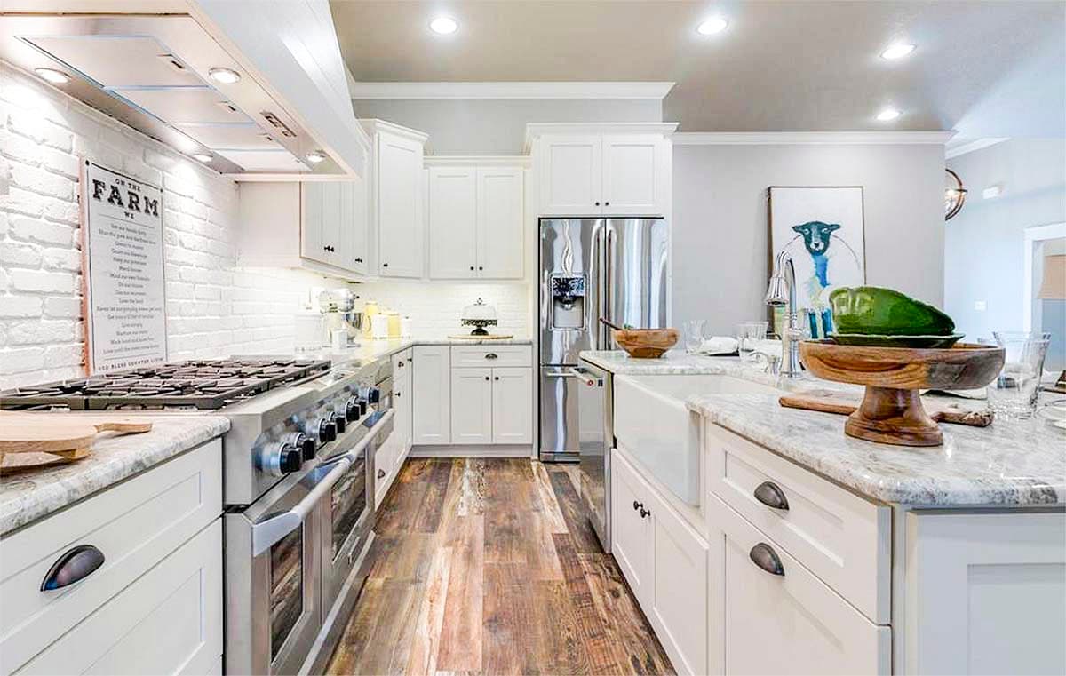 Plan 70545MK: 3 Bed House Plan with Brick Exterior and Bonus Over Garage - Image #9 - New American, Ranch, Rustic, Traditional