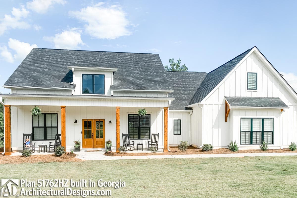 build gallery item - Modern Farmhouse Plan 51762HZ comes to life in Georgia with vaulted great room