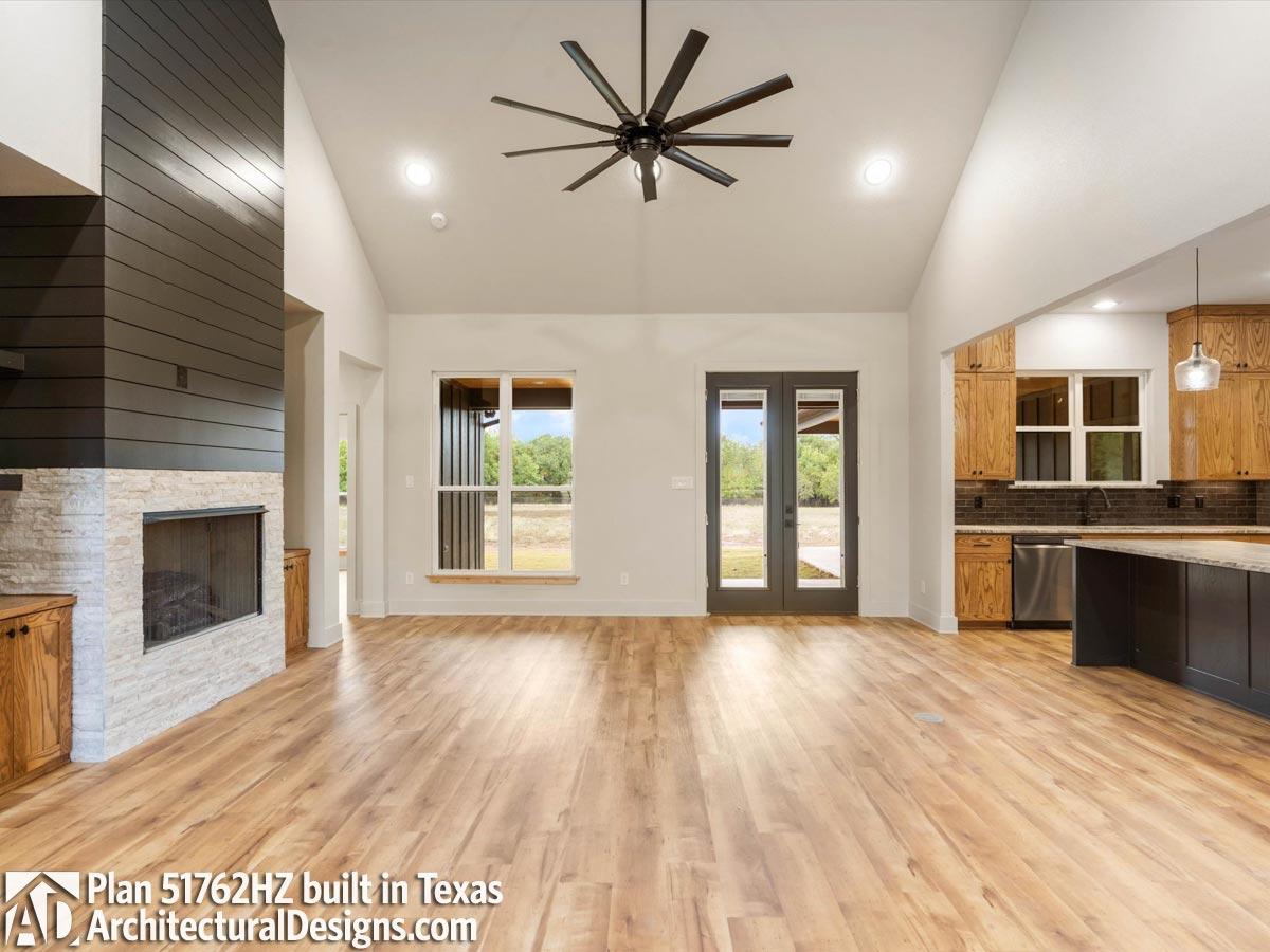 Client Photo id:  437142