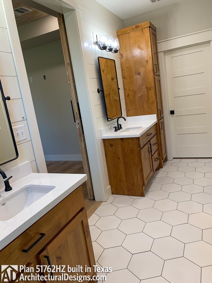 Client Photo id:  338123