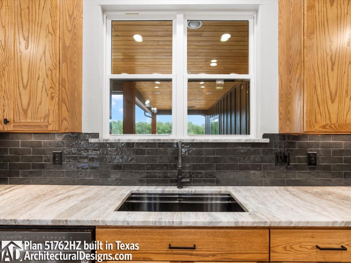 Client Photo id:  437133