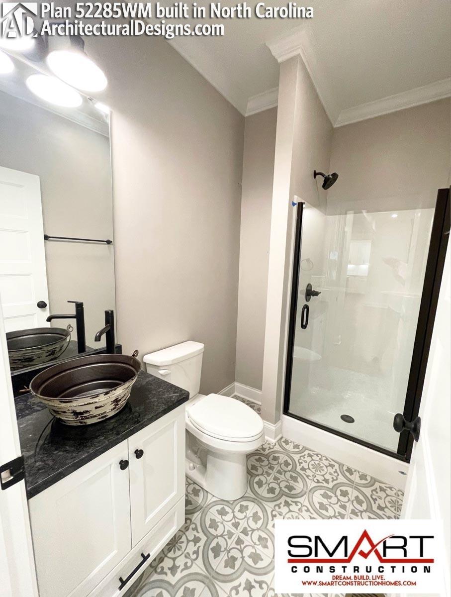 Client Photo id:  381921